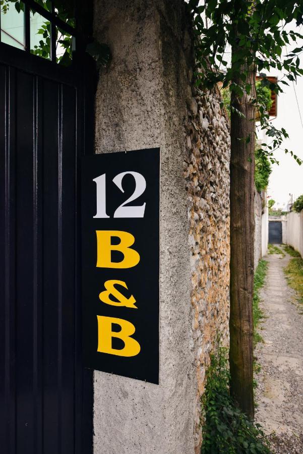 12 B&B Shkodra Kültér fotó