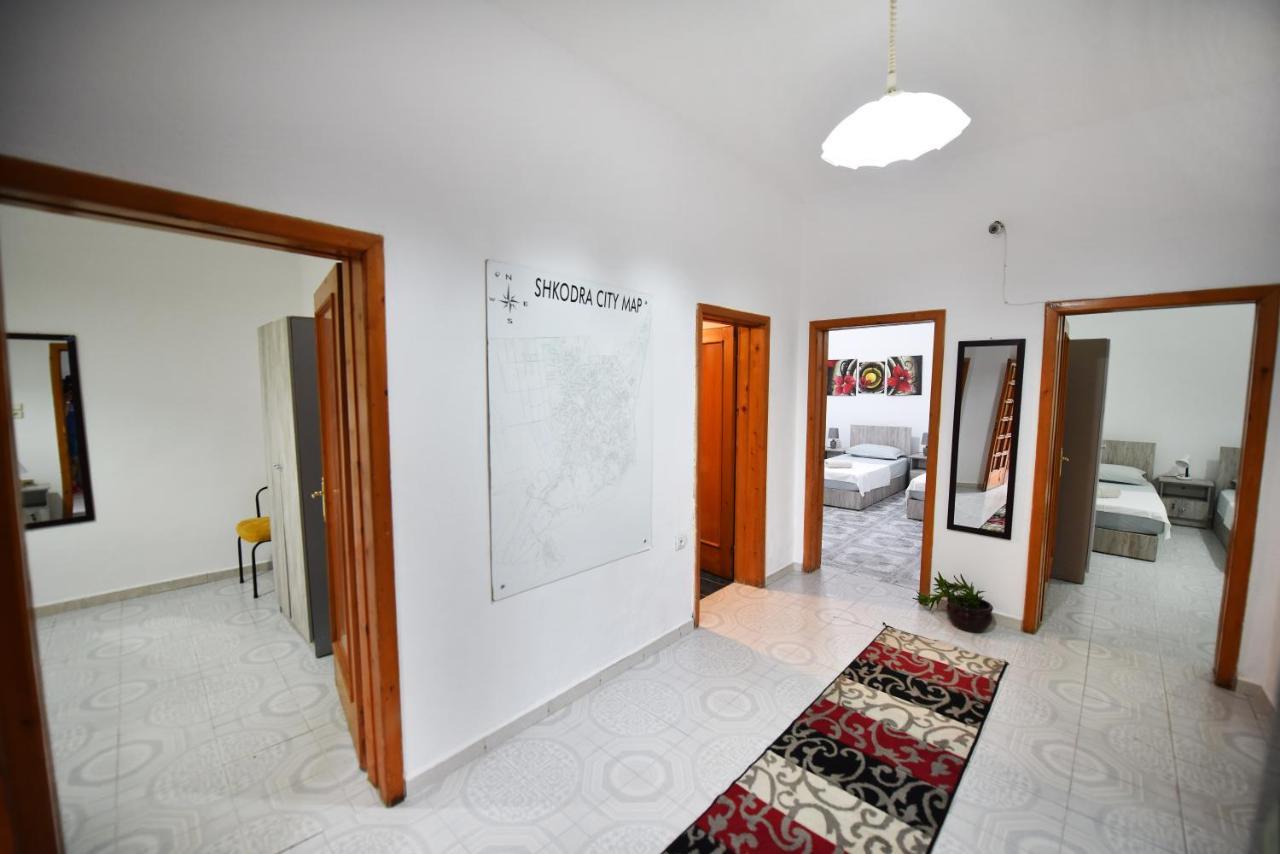 12 B&B Shkodra Kültér fotó
